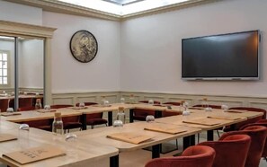 Meeting facility - Brit Hotel La Croix Blanche (Sainte-Anne-d'Auray)