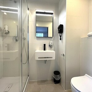 Bathroom - Paris (Saint-Cloud)