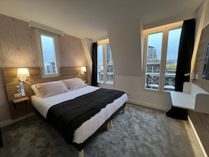 Room - Paris (Saint-Cloud)