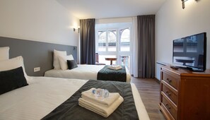Room - Minotel Le Bourgogne (Evian-les-Bains)