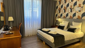 Room - Minotel Le Bourgogne (Evian-les-Bains)