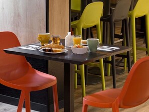 Dining - Ibis Budget Montpellier Centre Millenaire (Montpellier)