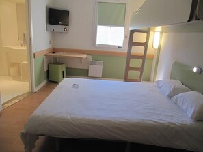 Uklassifisert bilde, 2 av 19, knapp