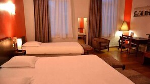 Room - Hotel Notre Dame (Valenciennes)