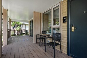 Outdoor dining - Lan Rung Phuoc Hai Resort And Spa (Long Dat)