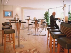 Bar (in der Unterkunft)