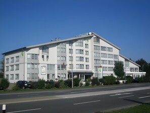 Ngoại thất