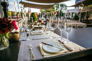 Outdoor dining - Insel-hotel Heilbronn (Heilbronn)