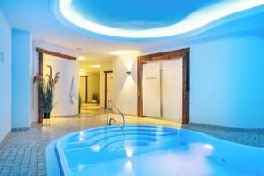 Pool - Ringhotel Ostseehotel Ahlbeck (Heringsdorf)