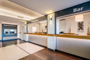 Lobby - Hotel Newton Heilbronn (Heilbronn)