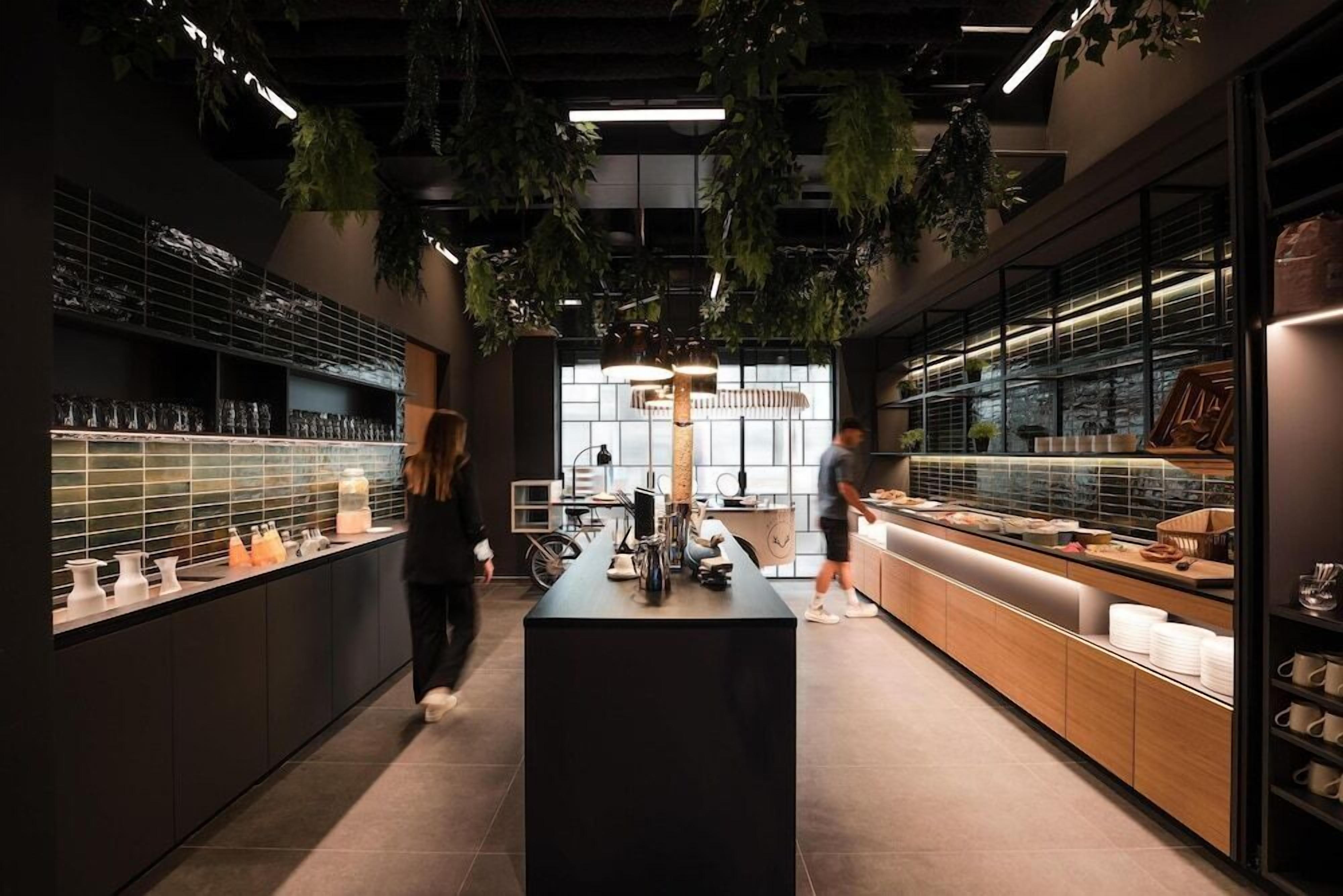 تناول الطعام