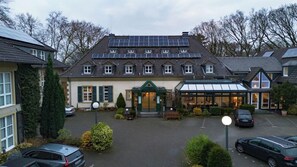 Exterior - Ringhotel Waldhotel Heiligenhaus (Heiligenhaus)
