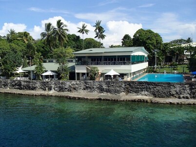 Madang Resort Hotel