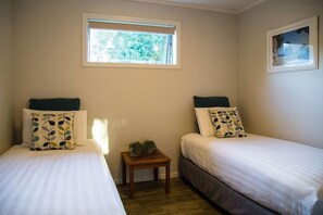 Room - Hahei Holiday Resort (Hahei)