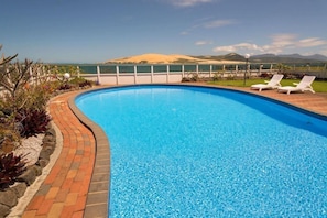 Pool - The Sands Hotel Hokianga (Omapere)