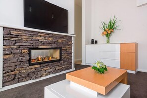 Interior - The Sands Hotel Hokianga (Omapere)