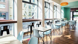 Dining - B B Hotel Graz Hbf (Graz)
