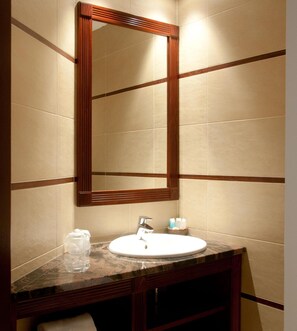 Bathroom - Best Western Kalvin (Debrecen)