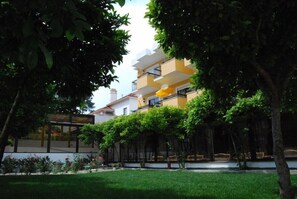 Exterior - Dom Afonso (Leiria)