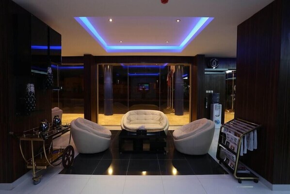 Lobby - Raoum Inn Serviced Apartments Riyadh (Hawtah Bani Tamim)