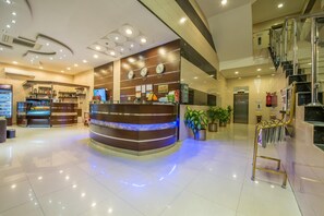 Lobby - Almasem Luxury Hotel Suites 3 Alahsa (Al-Hofuf)