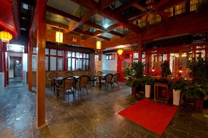Dining - Qianmen Courtyard Hotel (Beijing)