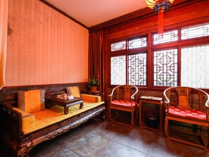 Interior - Qianmen Courtyard Hotel (Beijing)