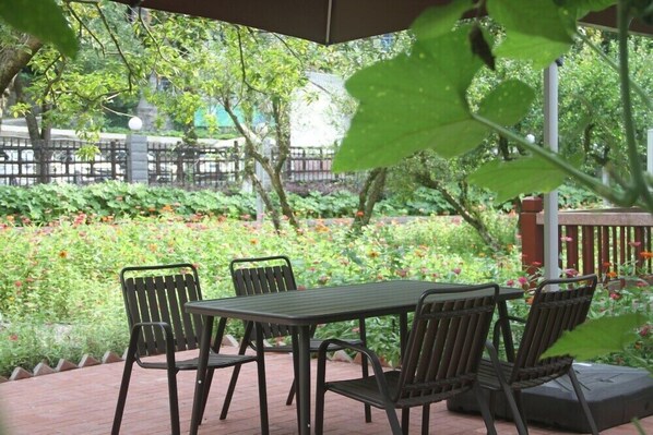 Outdoor dining - Pipaxi Hunan Zhangjiajie (Zhangjiajie)