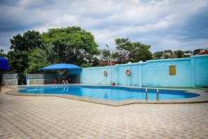 Pool - Isamilo Lodge (Mwanza)