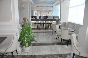 Bar (en el alojamiento)