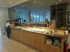 Dining - Park (Larissa)