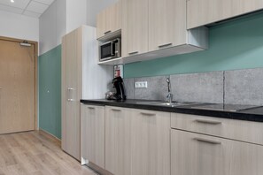 Room - Icelandic Apartments (Kópavogur)