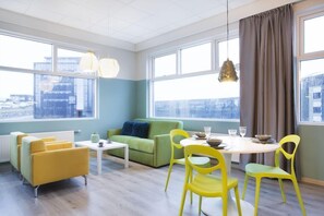 Dining - Icelandic Apartments (Kópavogur)