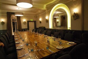 Banquet hall - Bell Hotel (Sandwich)