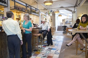 Bar (on property) - Bell Hotel (Sandwich)