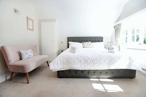 The Hurtwood Inn Hotel