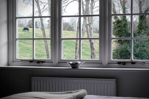 Interior - The Hurtwood Inn Hotel (Guildford)