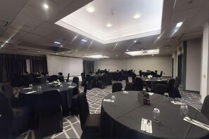 Banquet hall - Village Birmingham Dudley - Hotel & Leisure Club (Dudley)