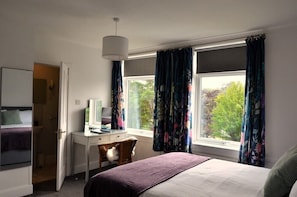 Room - Atholl House Hotel (Dunvegan)