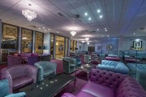 Interior - The Vale & Golf Club (Pontyclun)