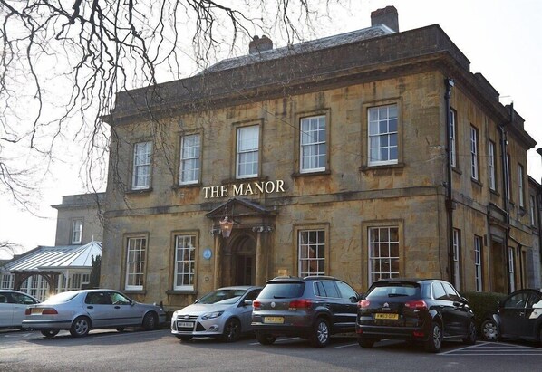 Exterior - Manor (Yeovil)