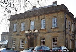 Exterior - Manor (Yeovil)