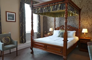 Room - Manor (Yeovil)