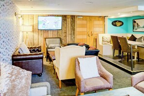 Interior - The Warwick Hotel by Colombo Edition (Kenilworth)