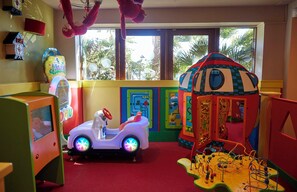 Children's area - The Farmhouse Innlodge (Portsmouth)