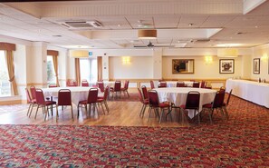 Banquet hall - THE Farmhouse Innlodge (Portsmouth)
