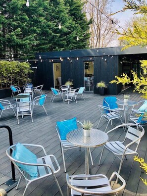 Outdoor dining - Craigiebield House Hotel (Penicuik)