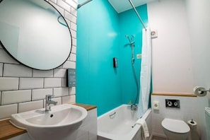 Bathroom - Best Western Middlesbrough (Middlesbrough)