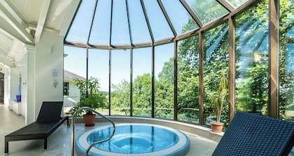 The Mole Resort