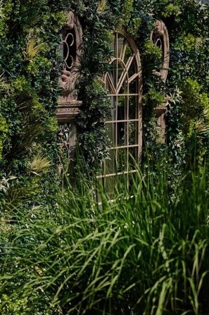 Exterior detail - The Cairn Lodge & Hotel (Auchterarder)